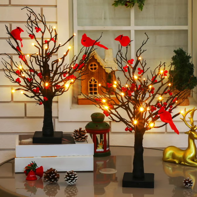 đChristmas Lighted Mini LED Tree With Red Berries